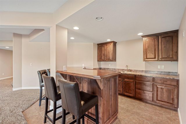 17153 BUCK RUN CT, Boonville, MO 65233