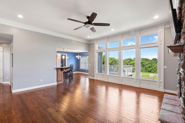 17153 BUCK RUN CT, Boonville, MO 65233