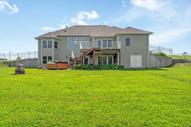17153 BUCK RUN CT, Boonville, MO 65233