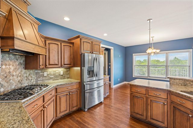 17153 BUCK RUN CT, Boonville, MO 65233