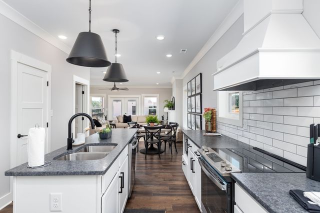 7156 Gentle Rain Road, Knoxville, TN 37920