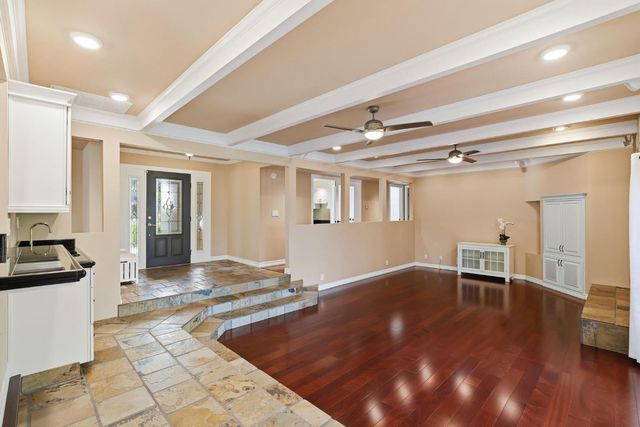 1041 Elmwood Ct, El Dorado Hills, CA 95762