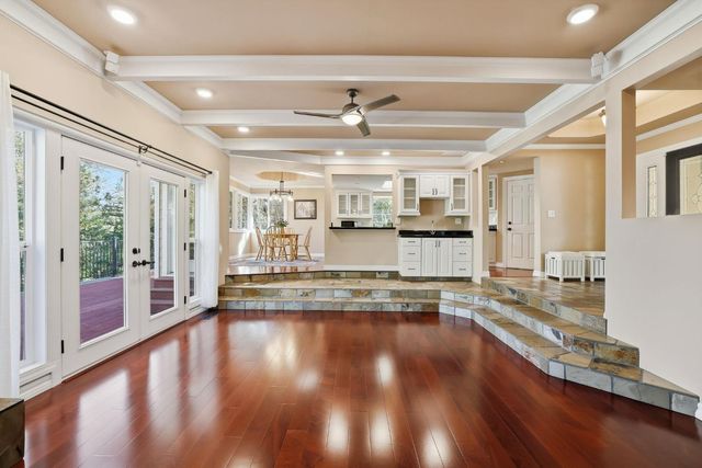 1041 Elmwood Ct, El Dorado Hills, CA 95762