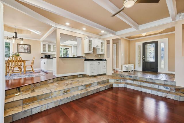 1041 Elmwood Ct, El Dorado Hills, CA 95762