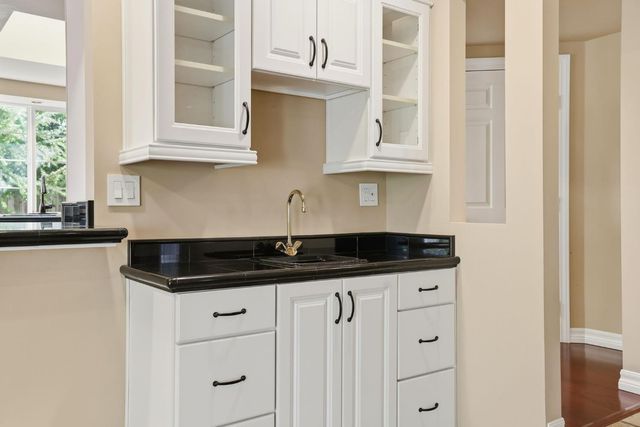 1041 Elmwood Ct, El Dorado Hills, CA 95762