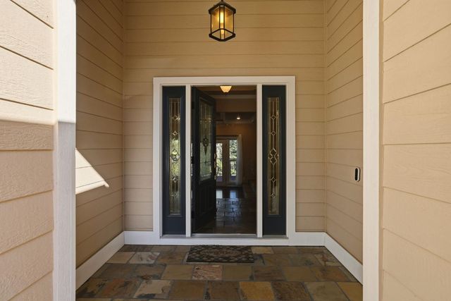 1041 Elmwood Ct, El Dorado Hills, CA 95762