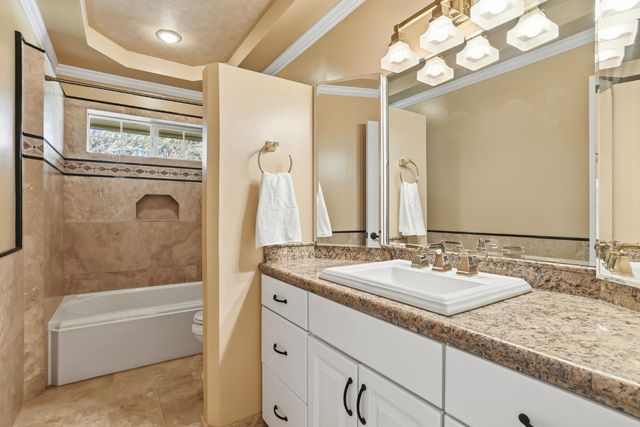 1041 Elmwood Ct, El Dorado Hills, CA 95762