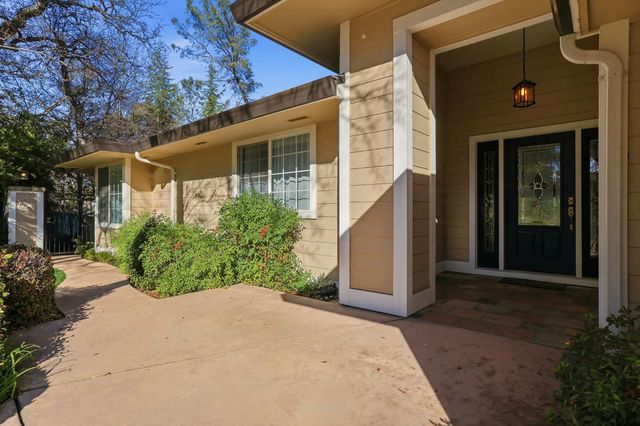 1041 Elmwood Ct, El Dorado Hills, CA 95762