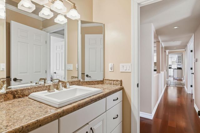 1041 Elmwood Ct, El Dorado Hills, CA 95762