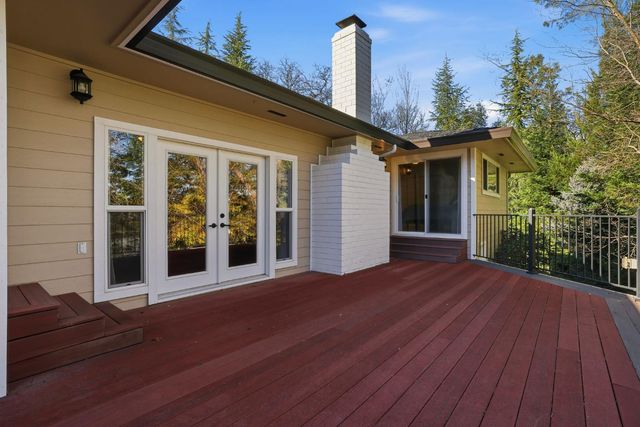 1041 Elmwood Ct, El Dorado Hills, CA 95762