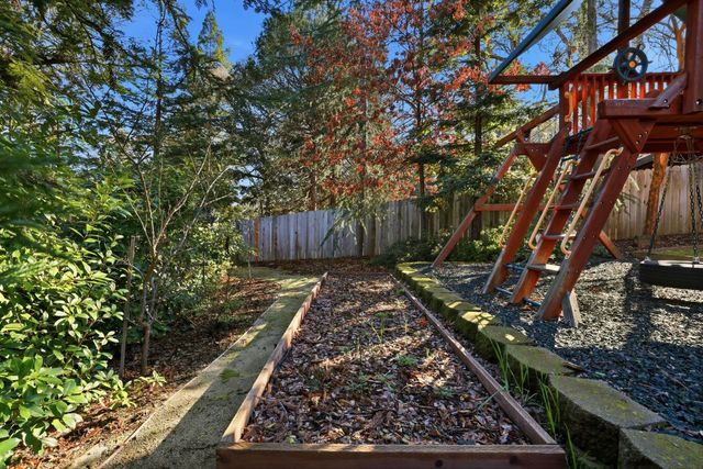 1041 Elmwood Ct, El Dorado Hills, CA 95762