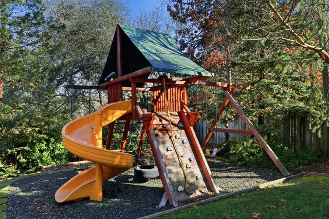 1041 Elmwood Ct, El Dorado Hills, CA 95762