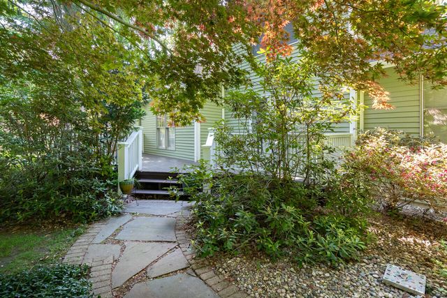 6281 Rose Arbour Avenue, Kalamazoo, MI 49009