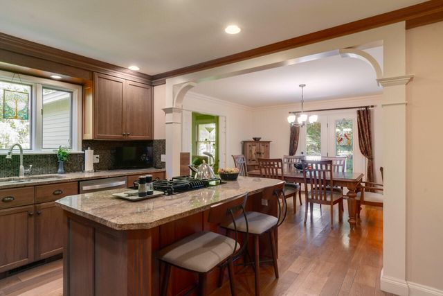 6281 Rose Arbour Avenue, Kalamazoo, MI 49009