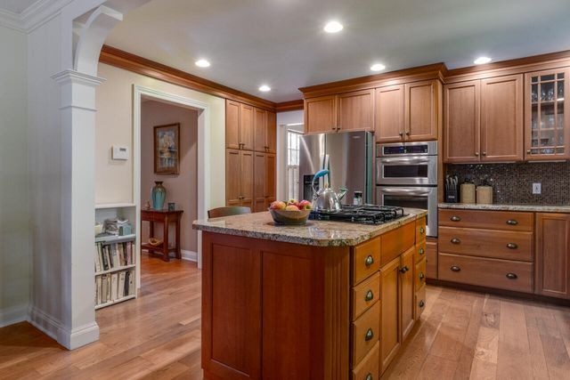 6281 Rose Arbour Avenue, Kalamazoo, MI 49009