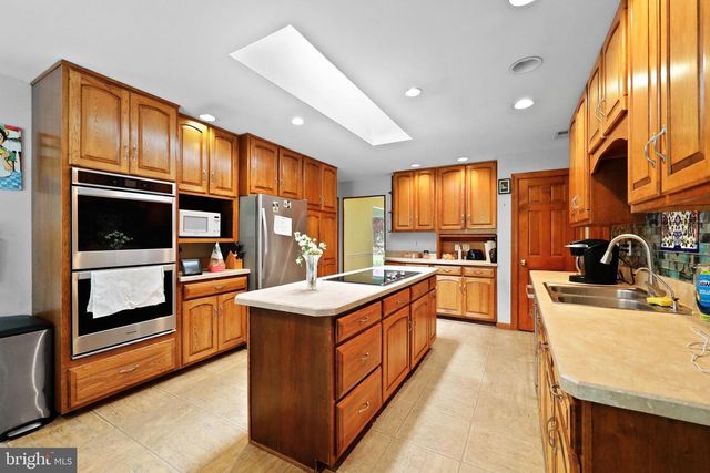 5 GITHENS LN, Lumberton, NJ 08048