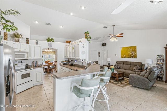 426 Newgate Street NW, Palm Bay, FL 32907