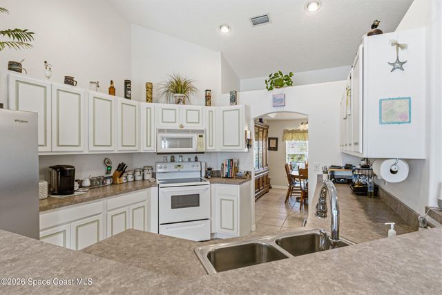 426 Newgate Street NW, Palm Bay, FL 32907