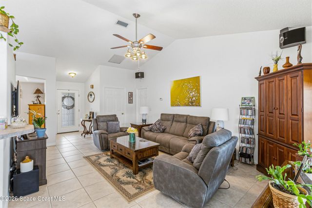 426 Newgate Street NW, Palm Bay, FL 32907