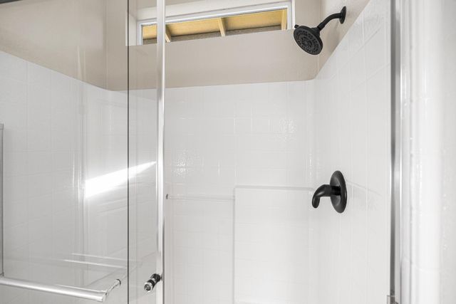 1295 Hawthorne Ln, Lincoln, CA 95648