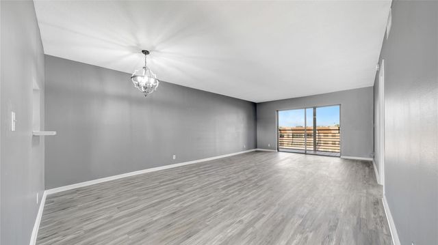 10433 Sunrise Lakes Boulevard 409, Sunrise, FL 33322