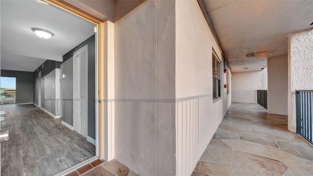 10433 Sunrise Lakes Boulevard 409, Sunrise, FL 33322