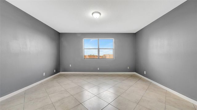 10433 Sunrise Lakes Boulevard 409, Sunrise, FL 33322