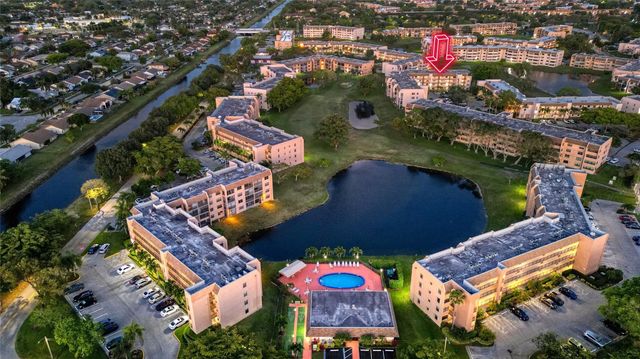 10433 Sunrise Lakes Boulevard 409, Sunrise, FL 33322