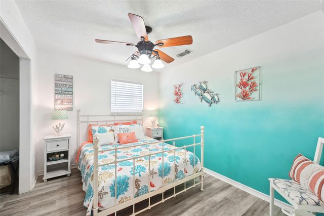 214 Sand Dune Court, Surfside Beach, TX 77541
