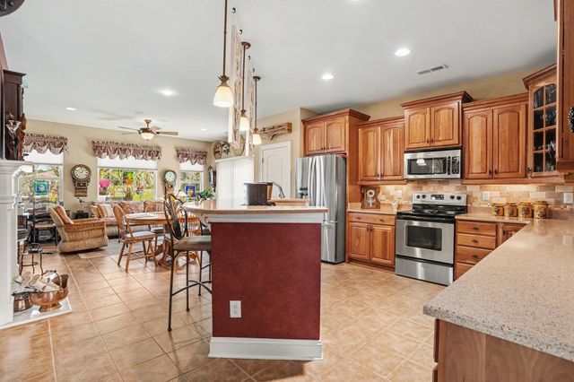 157 Kessinger Dr., Surfside Beach, SC 29575