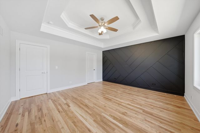 8011 S Oconto Avenue, Bridgeview, IL 60455