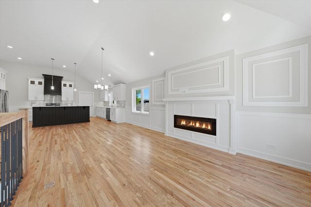 8011 S Oconto Avenue, Bridgeview, IL 60455