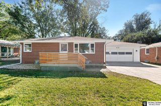 6721 Bethany Park Drive, Lincoln, NE 68505
