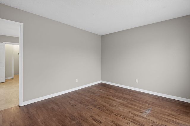 4094 DOUBLE TREE RD, Memphis, TN 38109