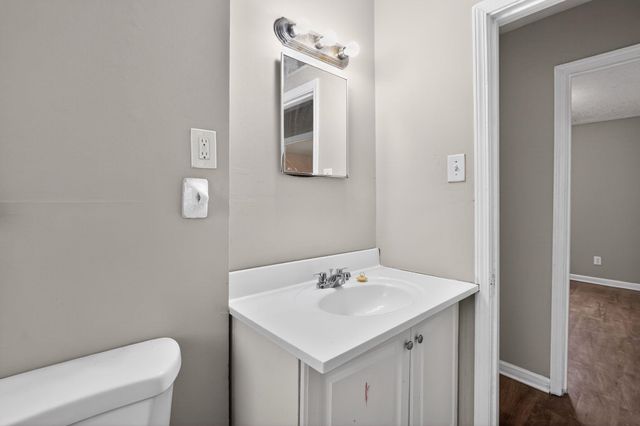 4094 DOUBLE TREE RD, Memphis, TN 38109