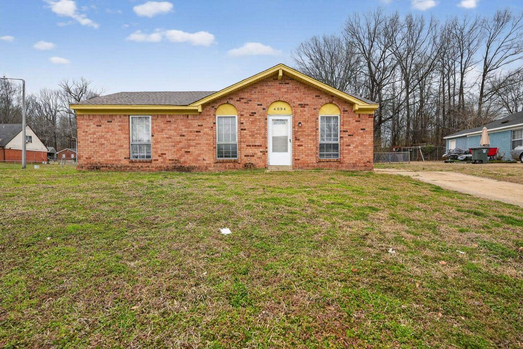 4094 DOUBLE TREE RD, Memphis, TN 38109