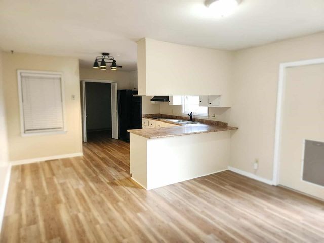 415 Linda Dr, Hopkinsville, KY 42240