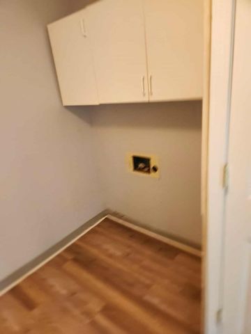 415 Linda Dr, Hopkinsville, KY 42240