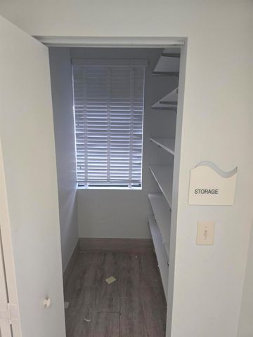 3731 Lake Worth Road, Lake Worth Beach, FL 33461