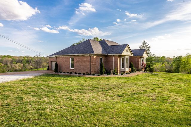 1075 Fannie Nicholson Rd, Chapmansboro, TN 37035