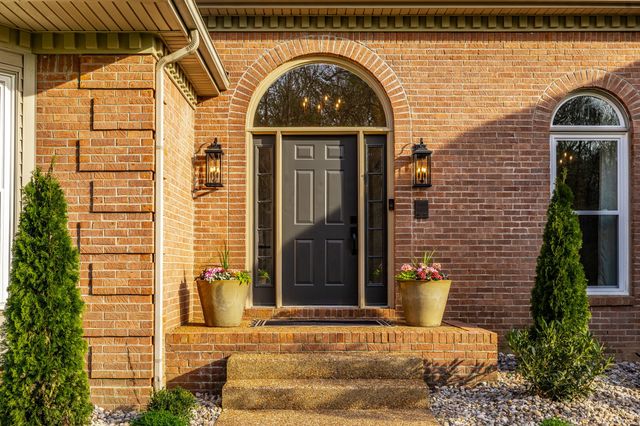 1075 Fannie Nicholson Rd, Chapmansboro, TN 37035