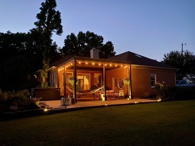 1075 Fannie Nicholson Rd, Chapmansboro, TN 37035