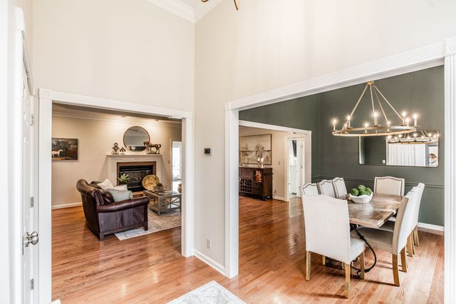 1075 Fannie Nicholson Rd, Chapmansboro, TN 37035