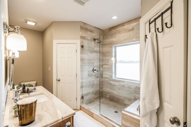 1075 Fannie Nicholson Rd, Chapmansboro, TN 37035