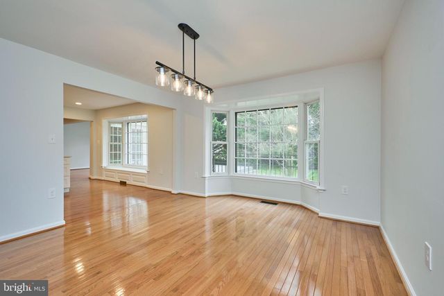 6218 HOMESPUN LN, Falls Church, VA 22044