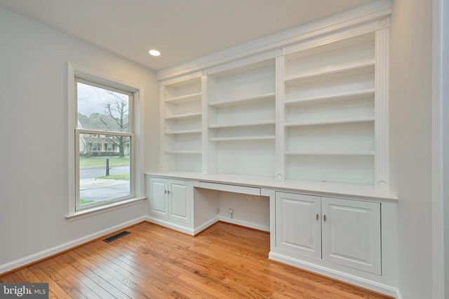 6218 HOMESPUN LN, Falls Church, VA 22044