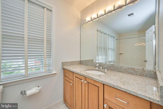 6218 HOMESPUN LN, Falls Church, VA 22044