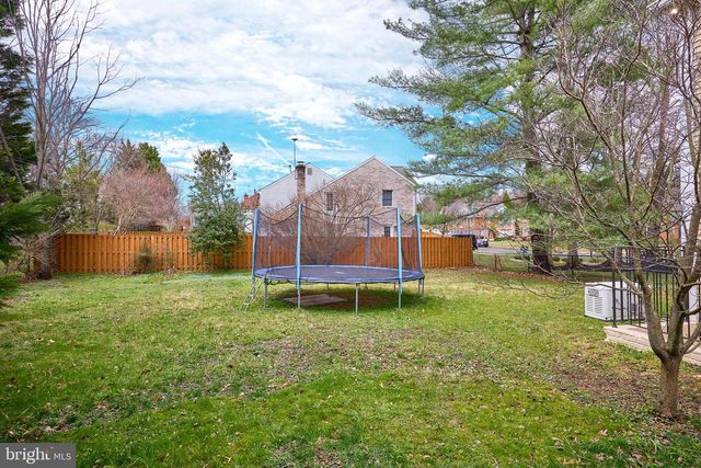 6218 HOMESPUN LN, Falls Church, VA 22044