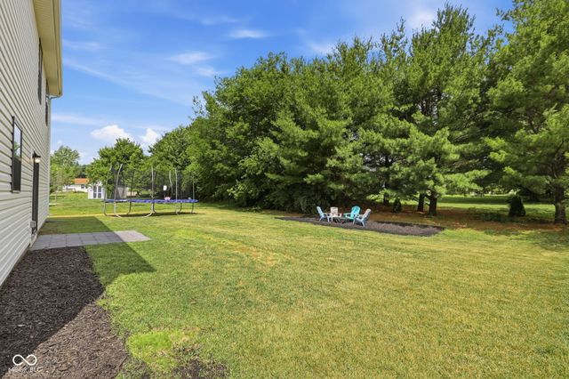 940 Red Hills Court, Lebanon, IN 46052