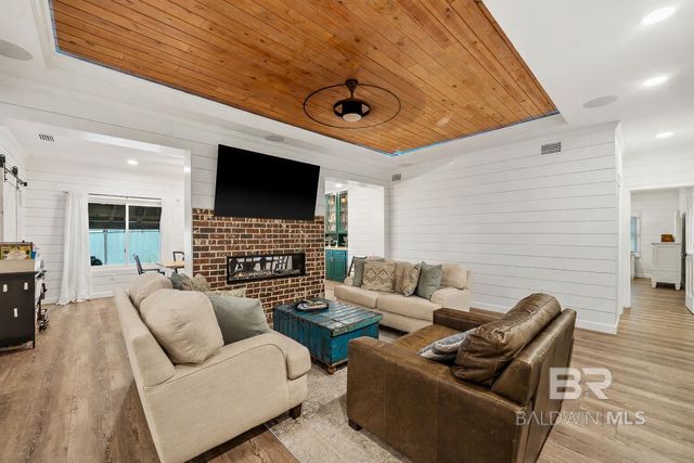 703 Jordan Lane, Daphne, AL 36526